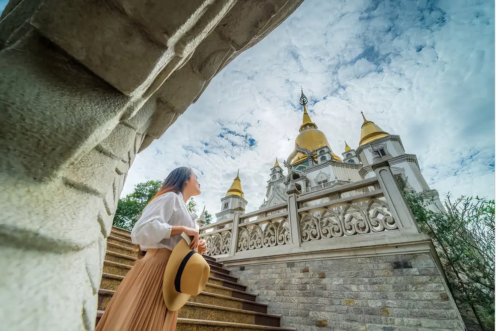 Chùa Bửu Long là điểm “check-in” được yêu thích